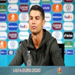Joint-top Scorer In Men's International Football, Ronaldo Braces Against France